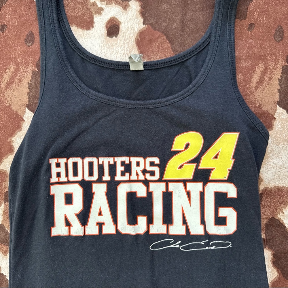 Hooters Racing Tank Top - Picture 2 of 3